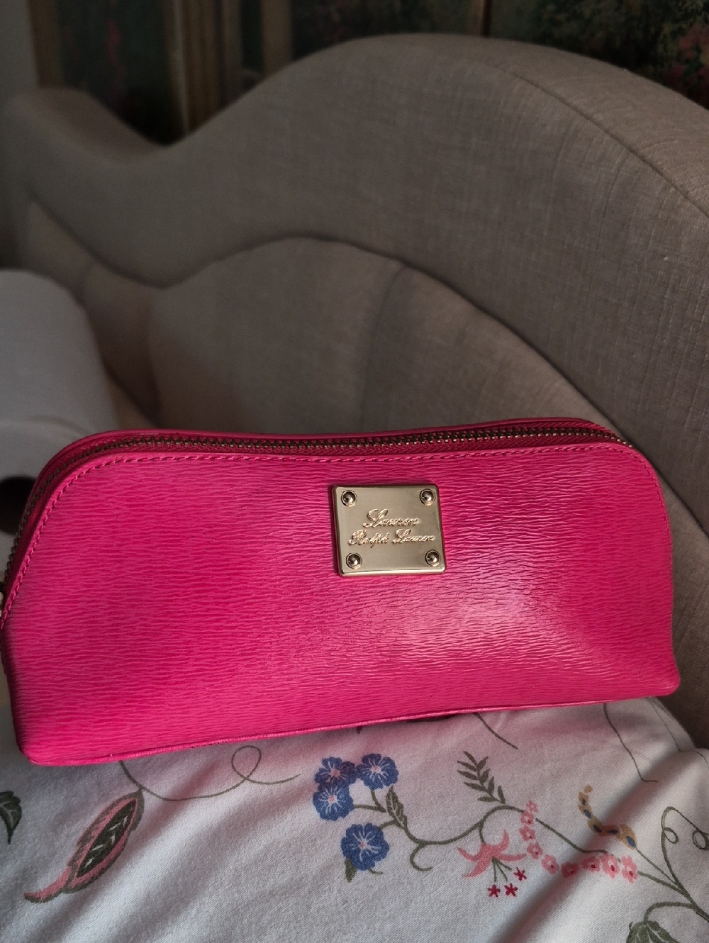 Vintage Lauren Ralph Lauren Pink Sloan Street Trangle Cosmetic Make-Up Bag Case